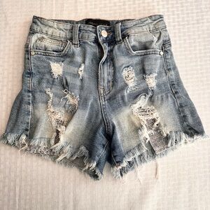 Kendall + Kylie “The Icon Short”‎ Distressed Denim Cutoffs Women’s 3/26